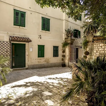 Palace * Split